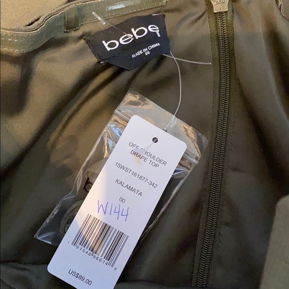 Bebe Army Green V-Neck Off Shoulder Drape Top 00 - Picture 5 of 7